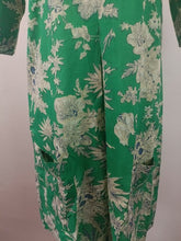 Load image into Gallery viewer, The Auden tunic - green