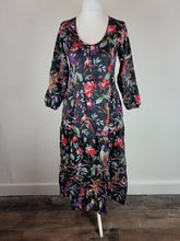 Load image into Gallery viewer, The Harper dress - black