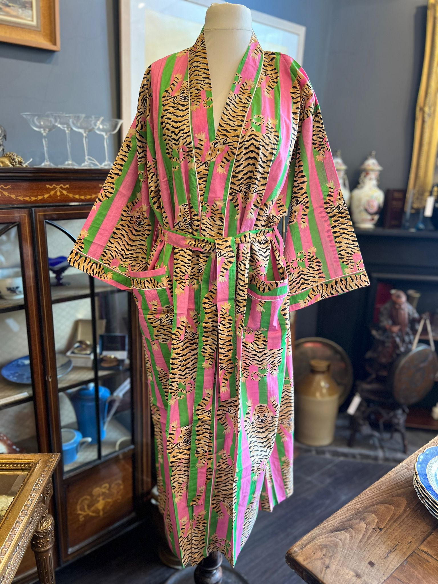 Pink kimono dressing gown 2025