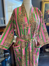 Load image into Gallery viewer, Kimono dressing gown -green /pink