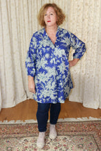 Load image into Gallery viewer, The Yeats tunic - china blue