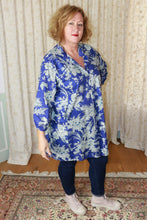 Load image into Gallery viewer, The Yeats tunic - china blue