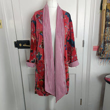 Load image into Gallery viewer, Velvet chintz Duster coat