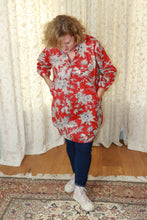 Load image into Gallery viewer, The Yeats tunic - red