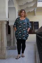 Load image into Gallery viewer, The Keats tunic