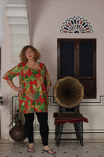 Load image into Gallery viewer, The Keats tunic - cheetah red
