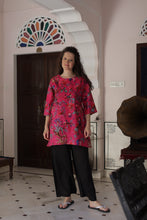 Load image into Gallery viewer, The Hemmingway tunic - pink