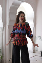 Load image into Gallery viewer, The Laurence blouse - Ikat black