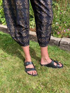 The Iris Ikat lizard pant