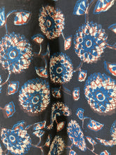 Load image into Gallery viewer, The Bagru Raphael dress - Indigo